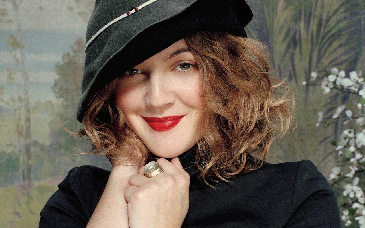 Обои улыбка, лицо, актриса, шляпа, дрю бэрримор, smile, face, actress, hat, drew barrymore разрешение 1920x1440 Загрузить