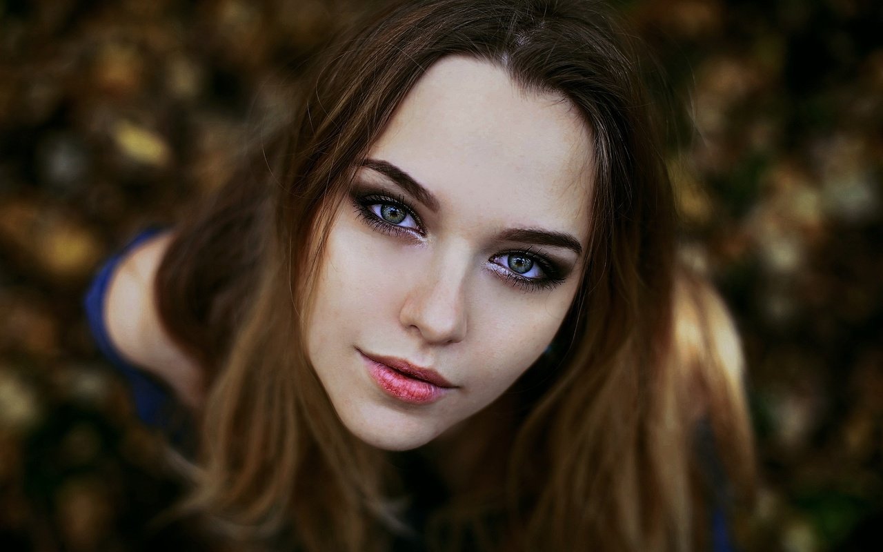 Обои глаза, девушка, портрет, взгляд, модель, волосы, лицо, eyes, girl, portrait, look, model, hair, face разрешение 2048x1363 Загрузить