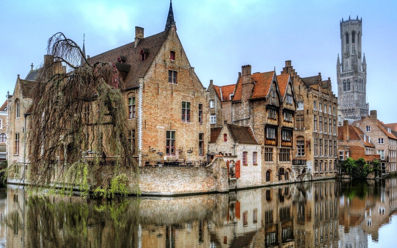 Обои отражение, город, канал, дома, бельгия, брюгге, reflection, the city, channel, home, belgium, bruges разрешение 2048x1315 Загрузить