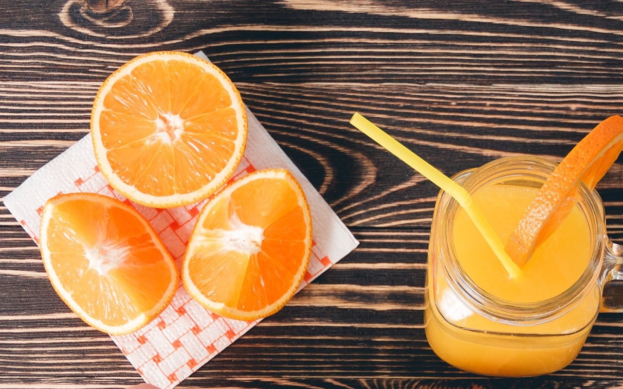 Обои напиток, апельсины, сок, фреш, drink, oranges, juice, fresh разрешение 2760x1425 Загрузить
