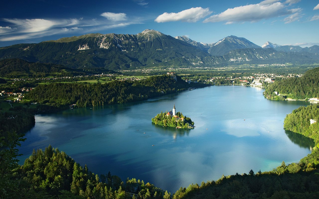 Обои озеро, природа, пейзаж, остров, часовня, бледское озеро, lake, nature, landscape, island, chapel, lake bled разрешение 1920x1200 Загрузить