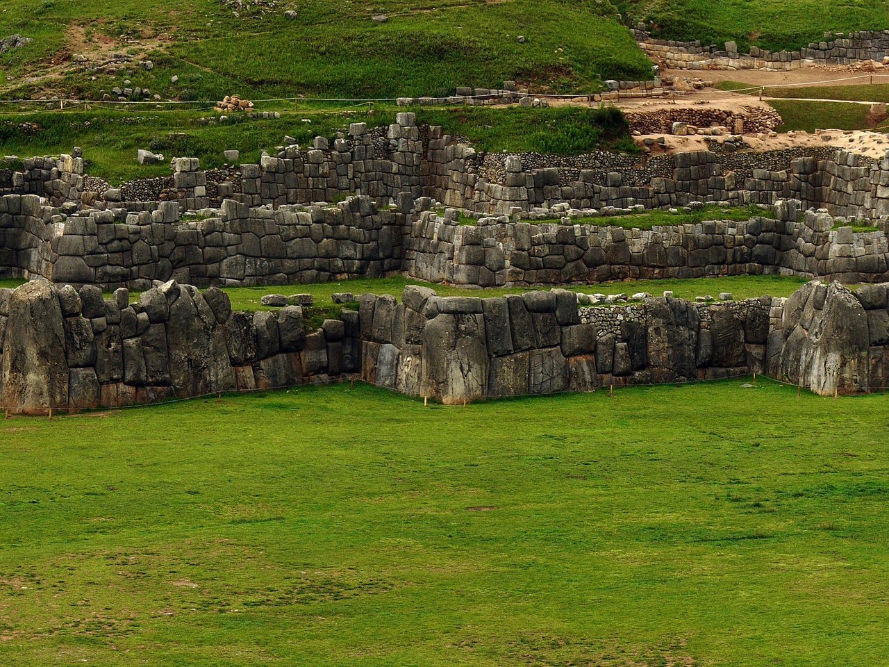 Обои перу, саксайуаман, куско, peru, sacsayhuaman, cusco разрешение 4000x1600 Загрузить