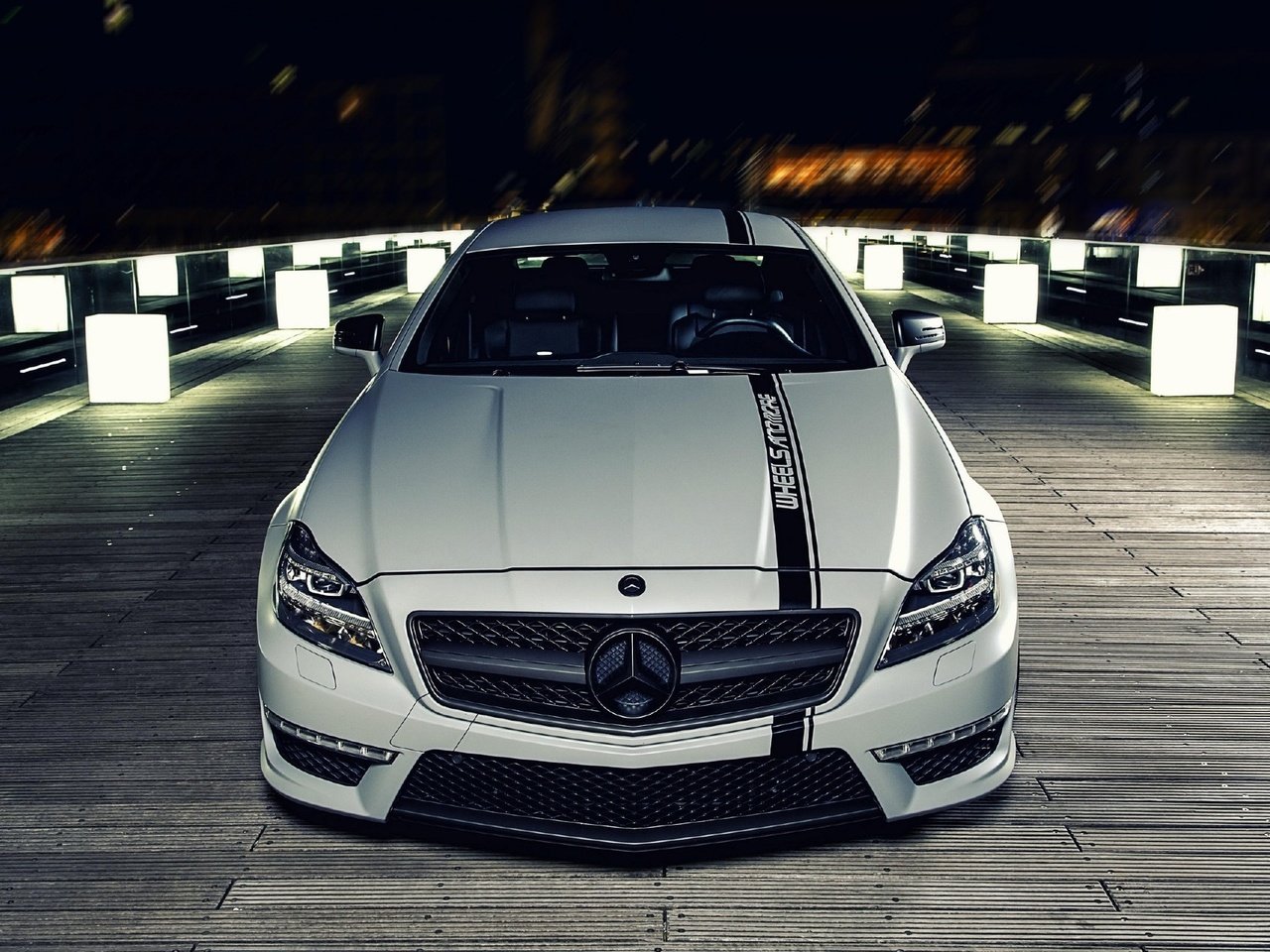 Обои ночь, тюнинг, мерседес, mercedes benz cls, night, tuning, mercedes разрешение 2048x1280 Загрузить