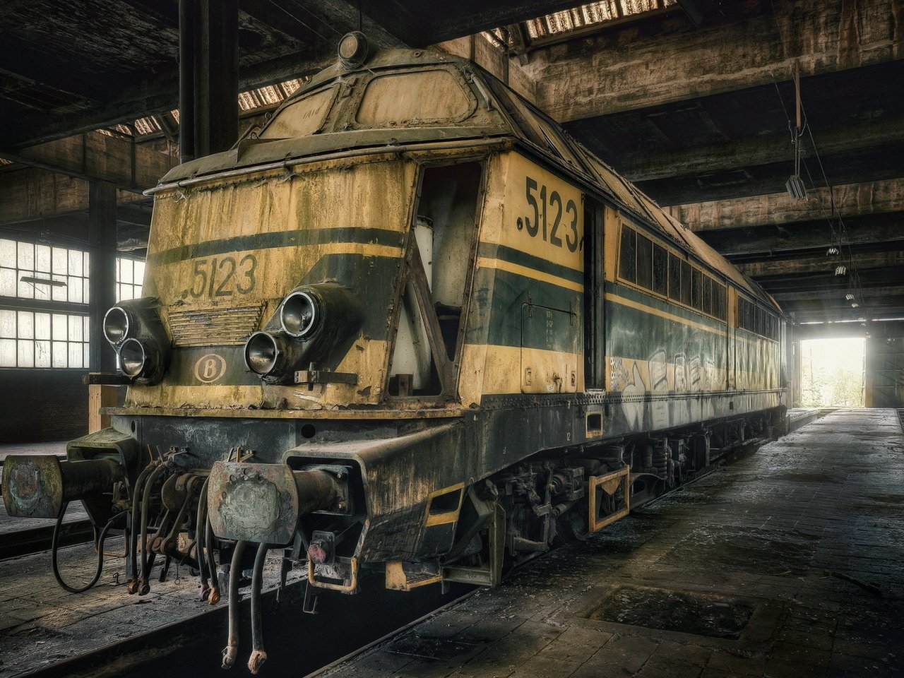 Обои фон, поезда, поезд, forgotten, background, trains, train разрешение 1920x1200 Загрузить