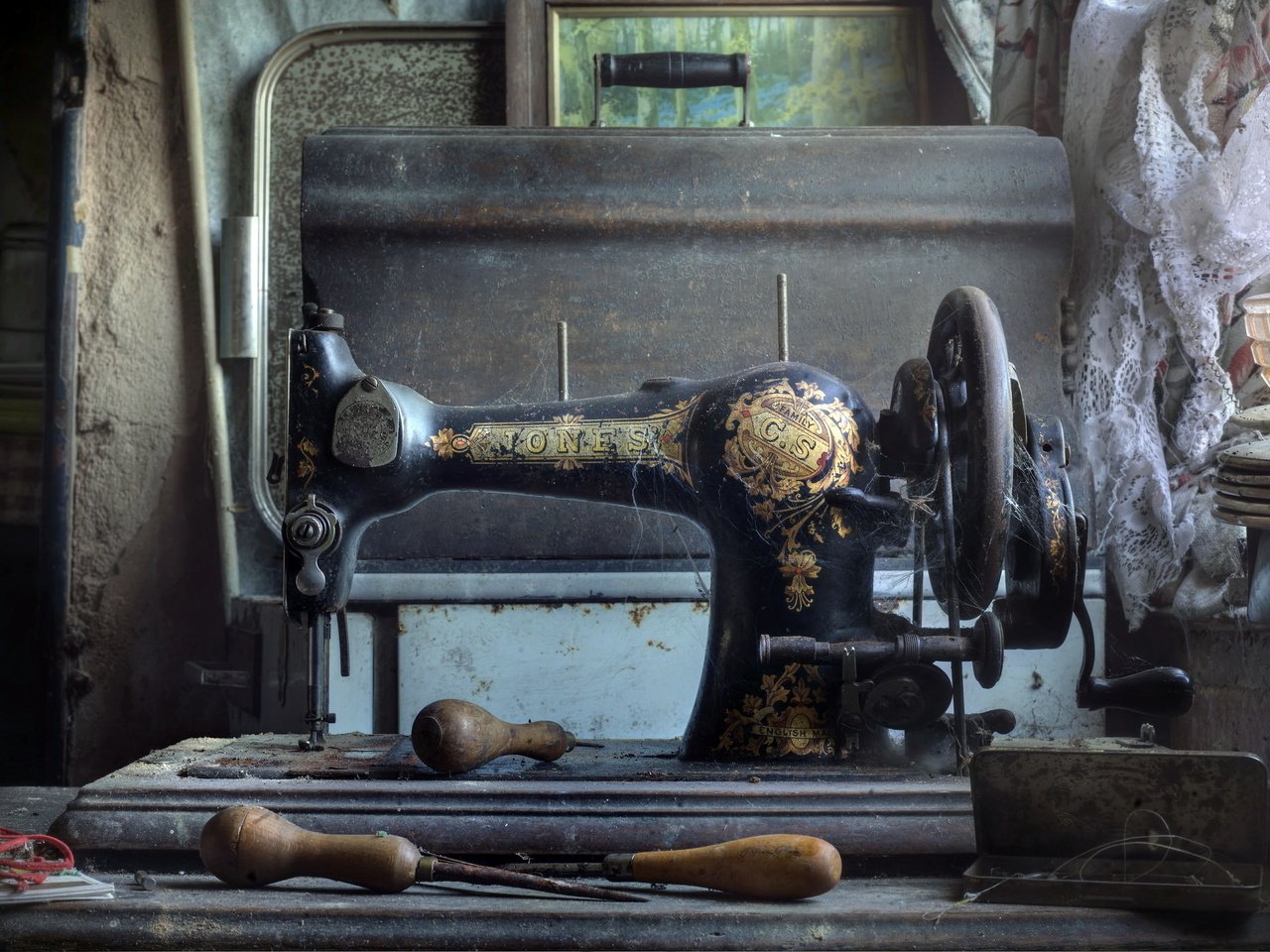 Обои фон, швейная машина, старьё, background, sewing machine, junk разрешение 2048x1363 Загрузить