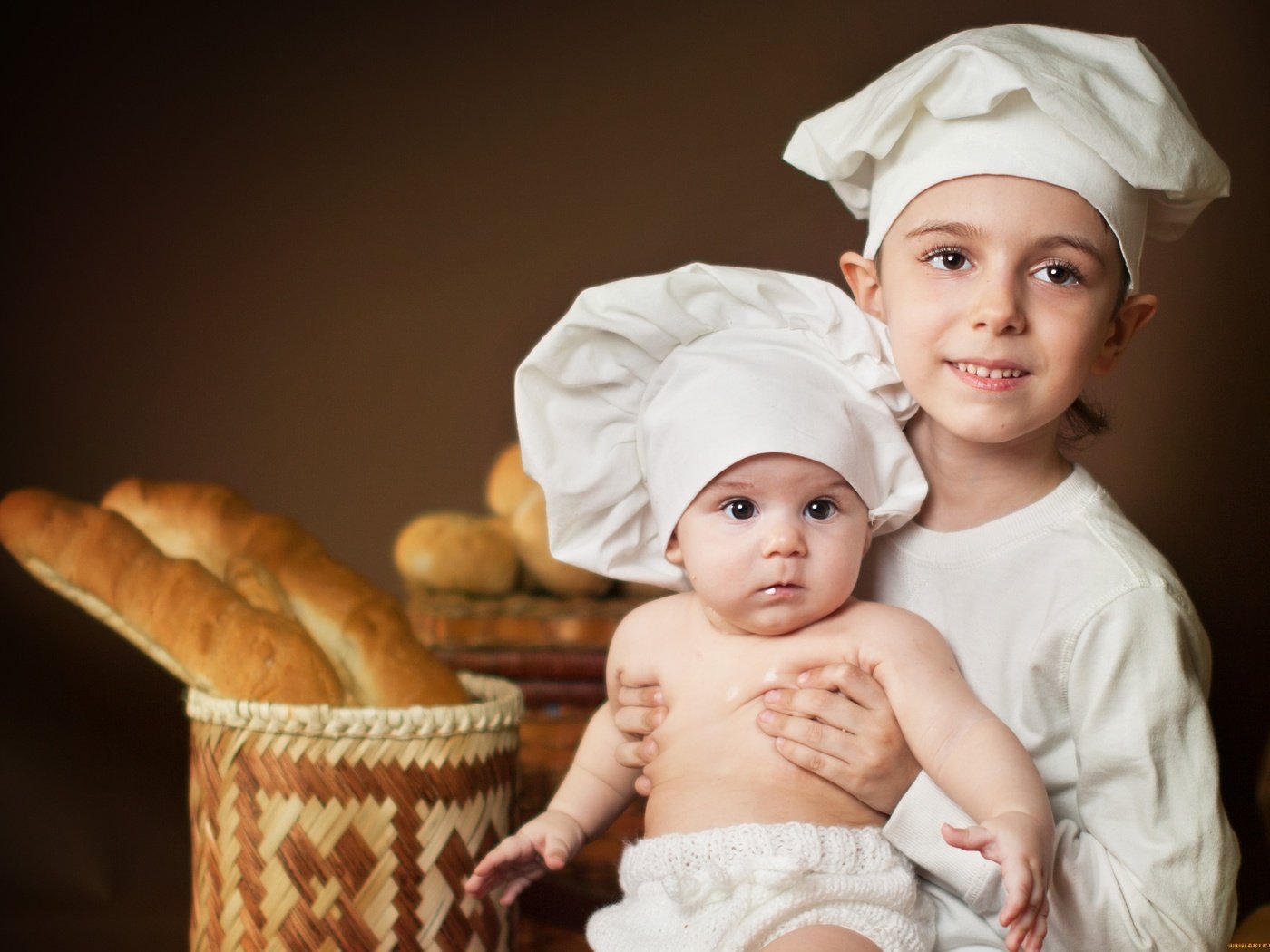 Обои дети, хлеб, мальчики, анна леванкова, поворята, children, bread, boys, anna levankova, povaryata разрешение 2796x2004 Загрузить