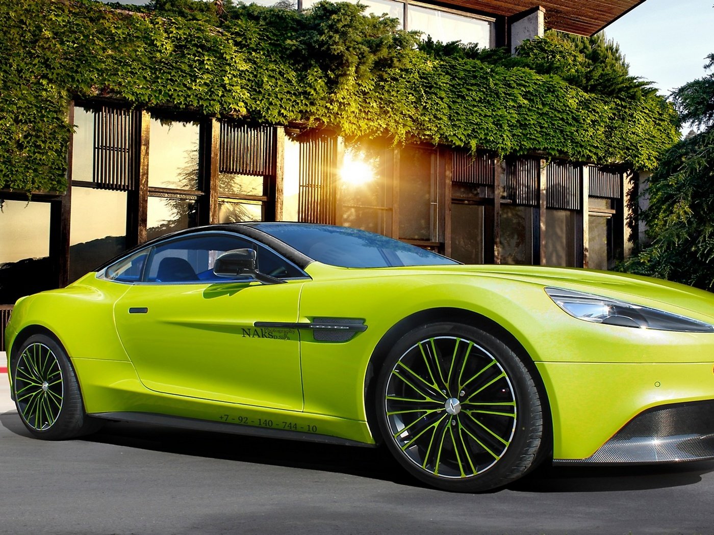 Обои aston martin vanquish разрешение 2560x1440 Загрузить