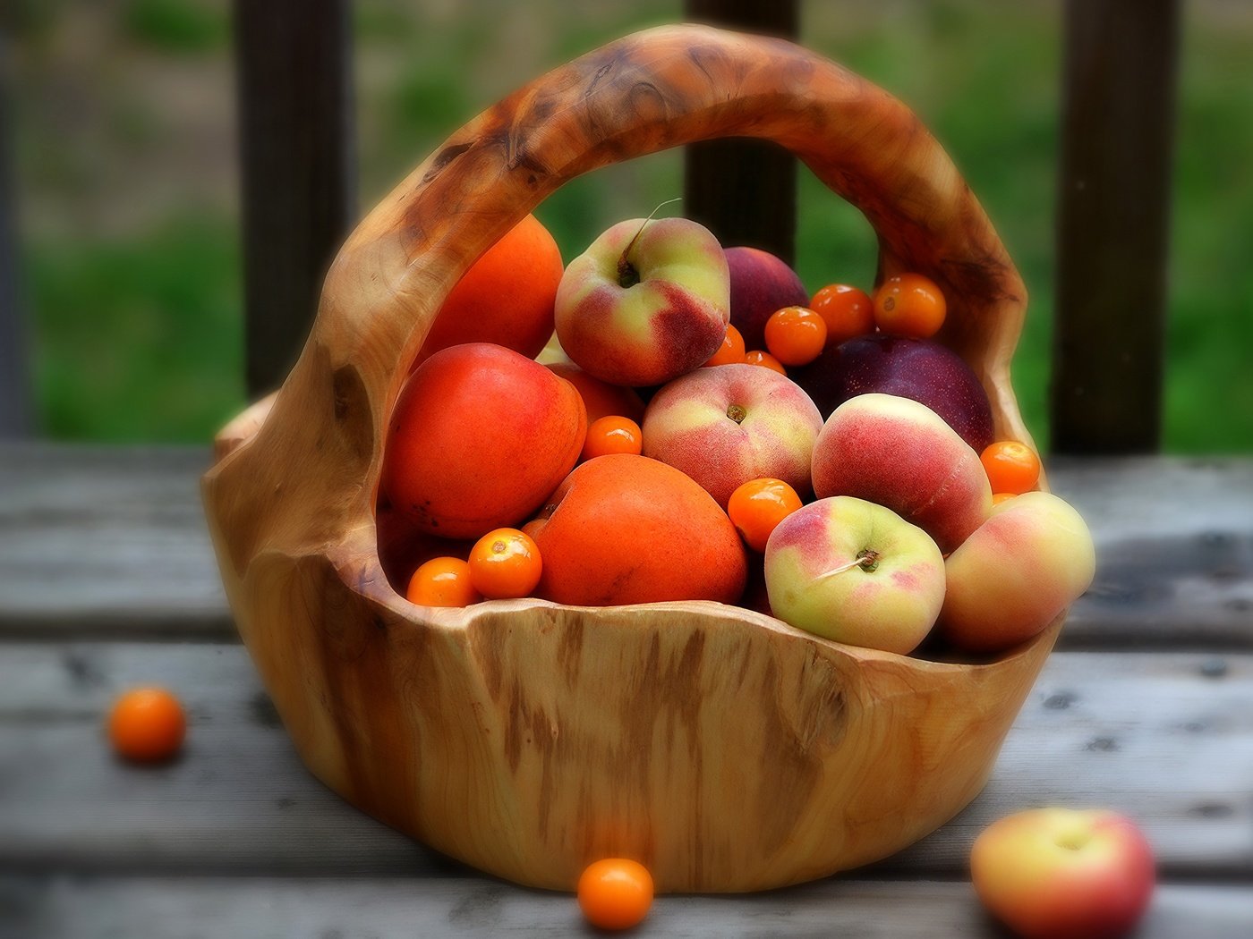 Обои фрукты, персики, корзинка, абрикосы, fruit, peaches, basket, apricots разрешение 3000x2280 Загрузить