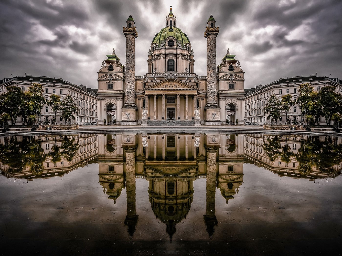 Обои вода, отражение, австрия, церковь, вена, карлсплац, water, reflection, austria, church, vienna, karlsplatz разрешение 2048x1422 Загрузить