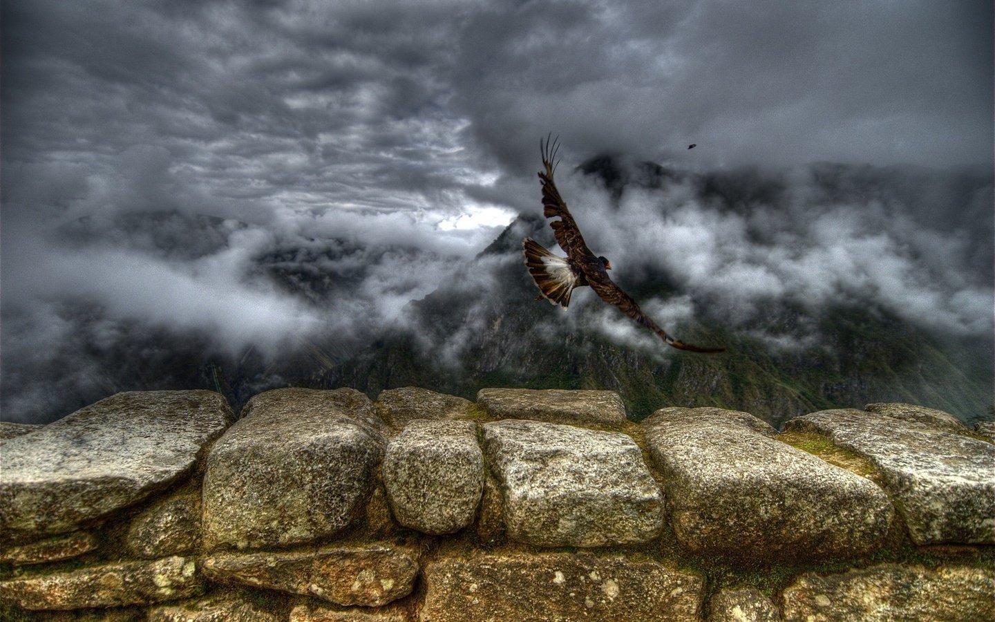 Обои облака, горы, камни, полет, птицы, clouds, mountains, stones, flight, birds разрешение 1920x1200 Загрузить