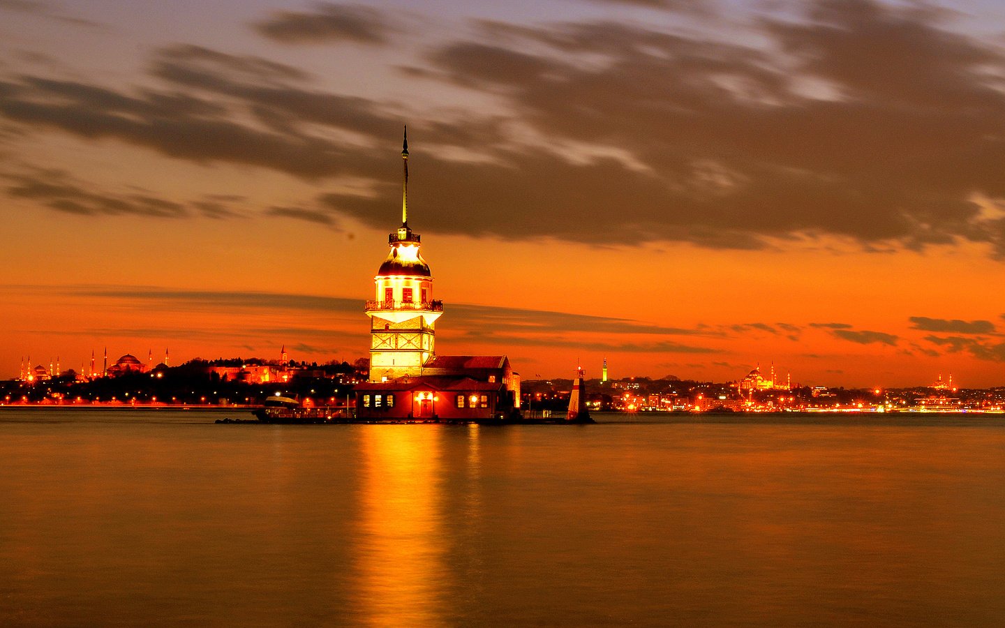 Обои закат, стамбул, девичья башня, maiden's tower, the maiden's tower, bosphorus, sunset, istanbul, maiden tower разрешение 3359x2092 Загрузить