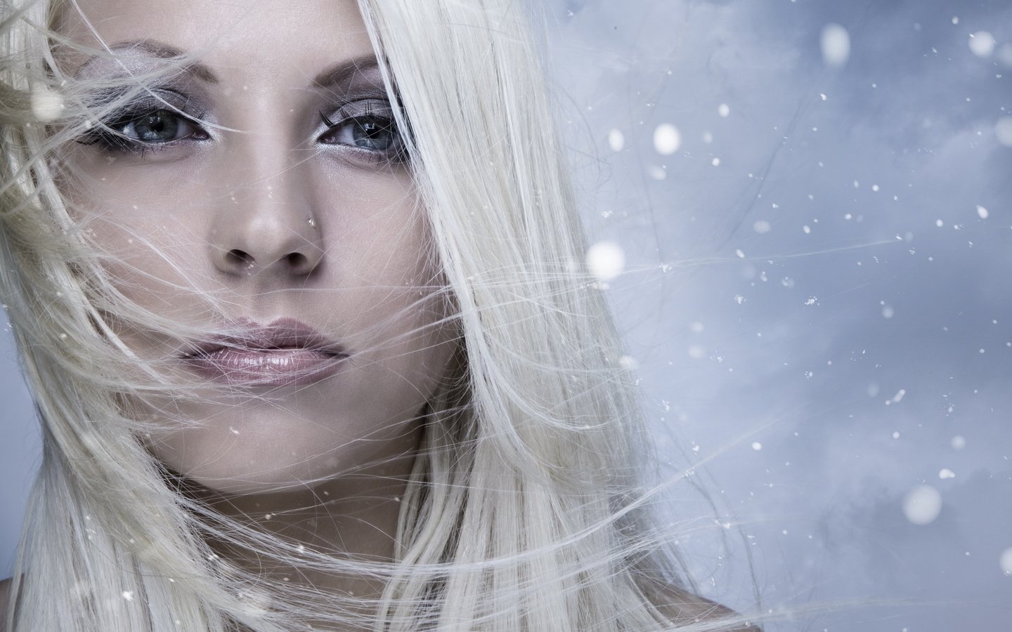 Обои снежинки, взгляд, блондика, snowflakes, look, the blonde разрешение 1920x1200 Загрузить