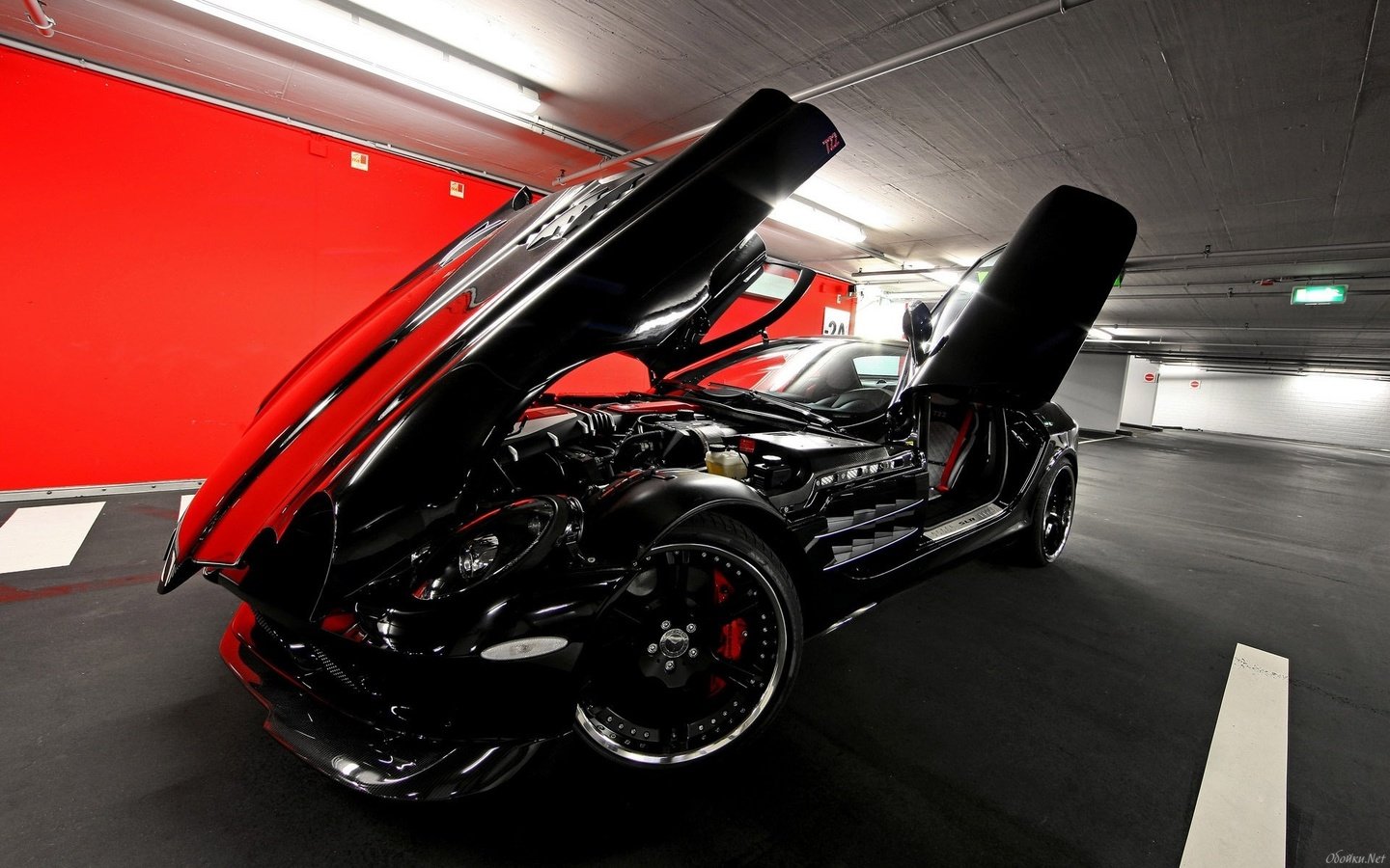 Обои чёрный блестящий макларен слр, shiny black mclaren slr разрешение 1920x1200 Загрузить