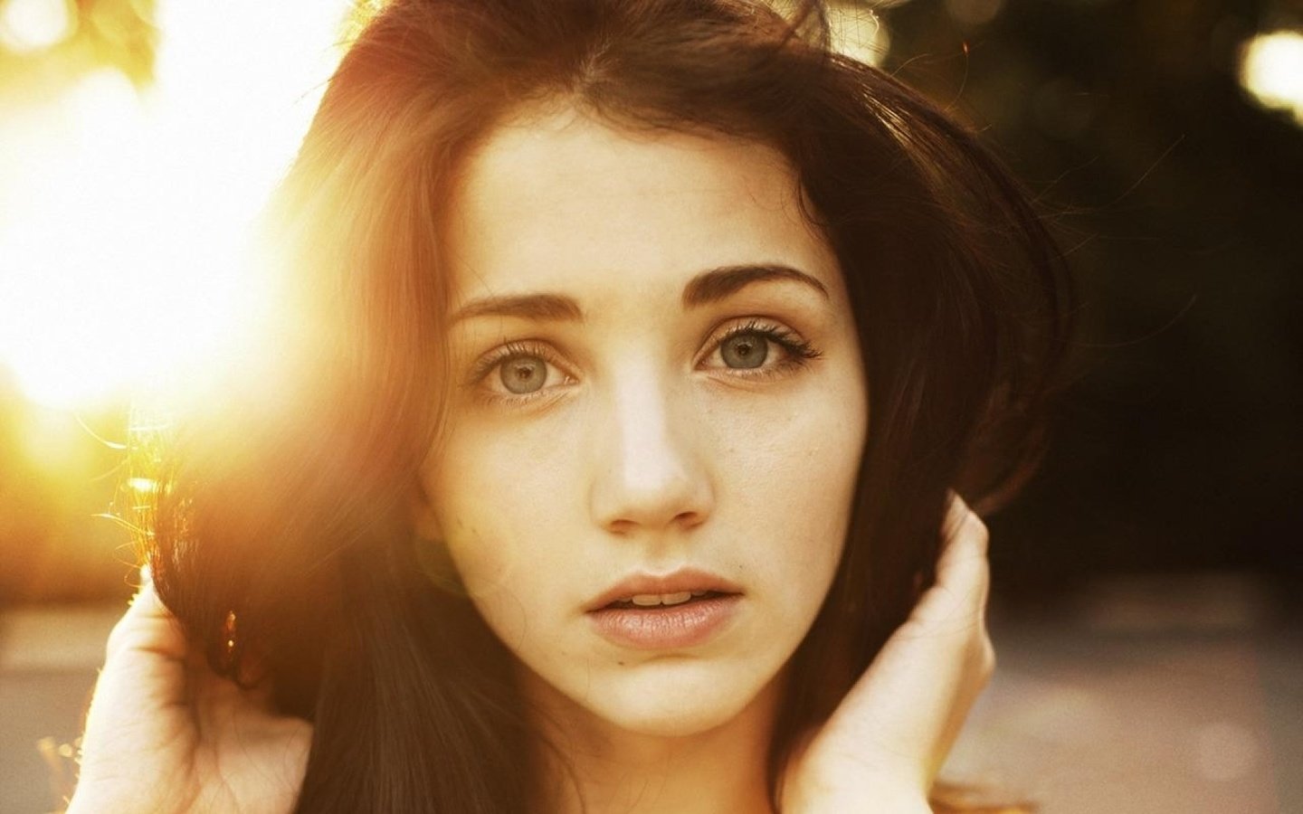 Обои девушка, взгляд, модель, эмили радд, girl, look, model, emily rudd разрешение 1920x1200 Загрузить