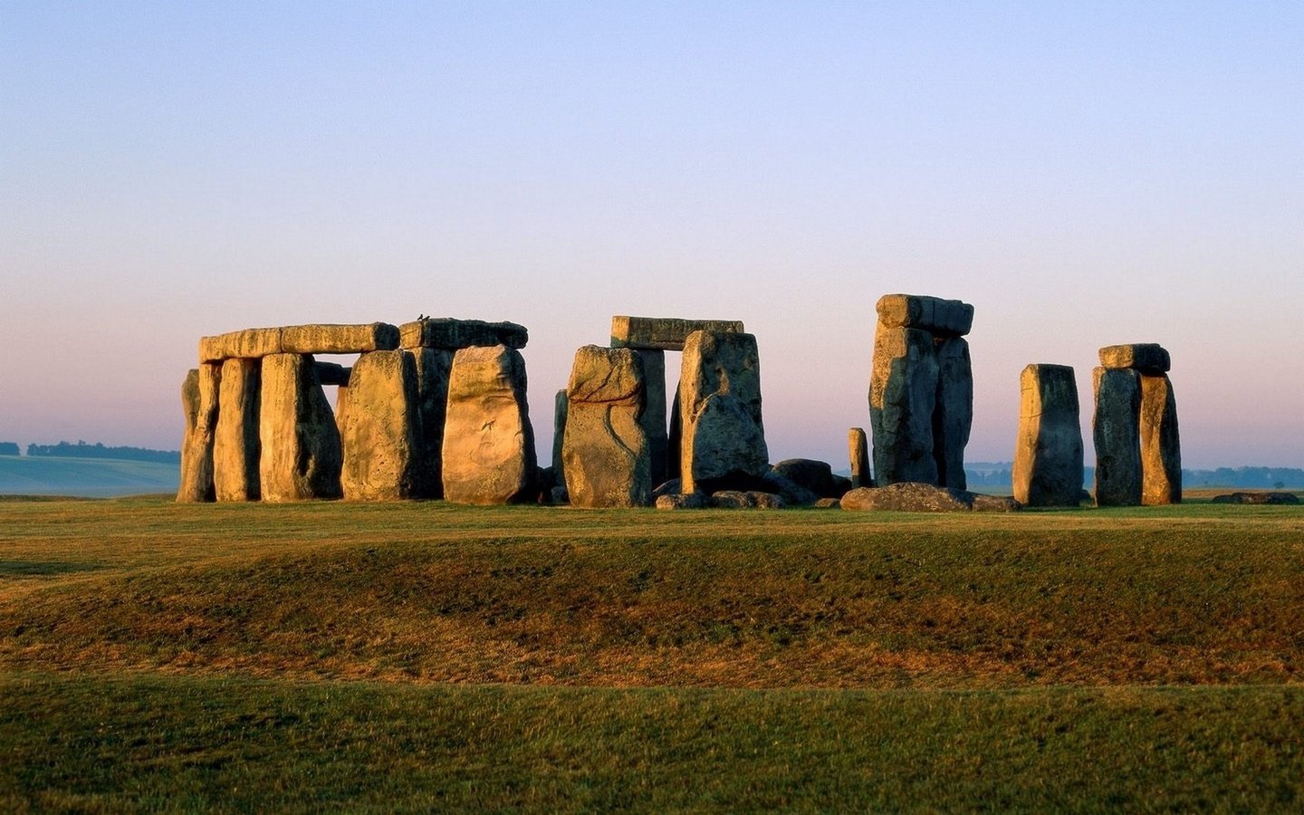 Обои камни, пейзаж, англия, стоунхендж, туризм, stones, landscape, england, stonehenge, tourism разрешение 1920x1200 Загрузить