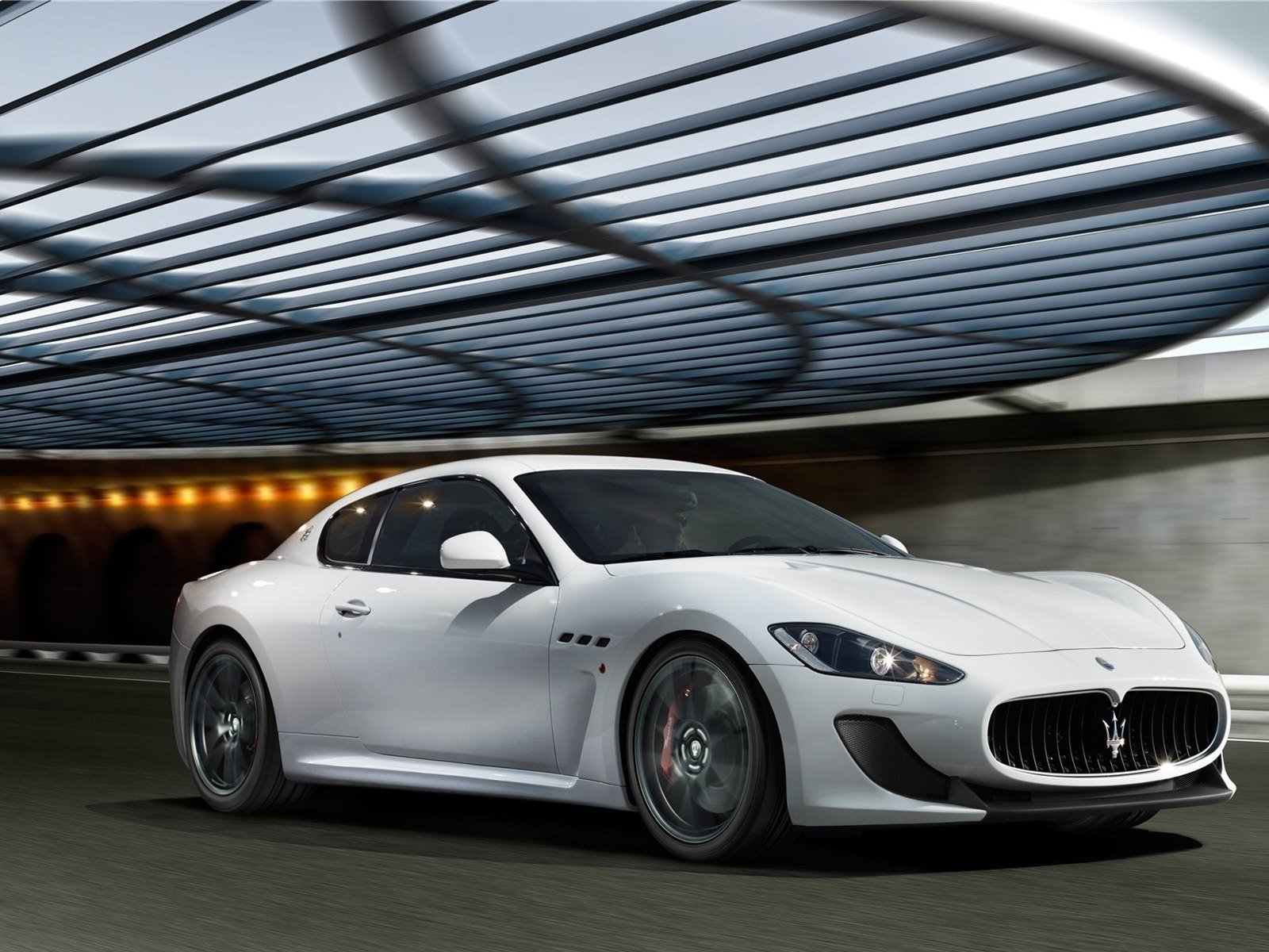 Обои авто, белая, maserati granturismo 2012, мазерати, auto, white, maserati разрешение 1920x1200 Загрузить