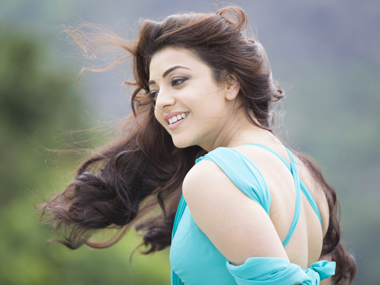 Обои улыбка, брюнетка, актриса, индия, kajal agarwal, каджал агарвал, smile, brunette, actress, india, kadzhaev agarwal разрешение 7680x4320 Загрузить