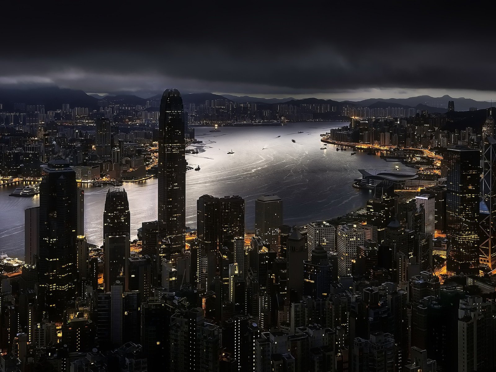 Обои ночь, панорама, город, небоскребы, китай, гонконг, night, panorama, the city, skyscrapers, china, hong kong разрешение 2048x1365 Загрузить