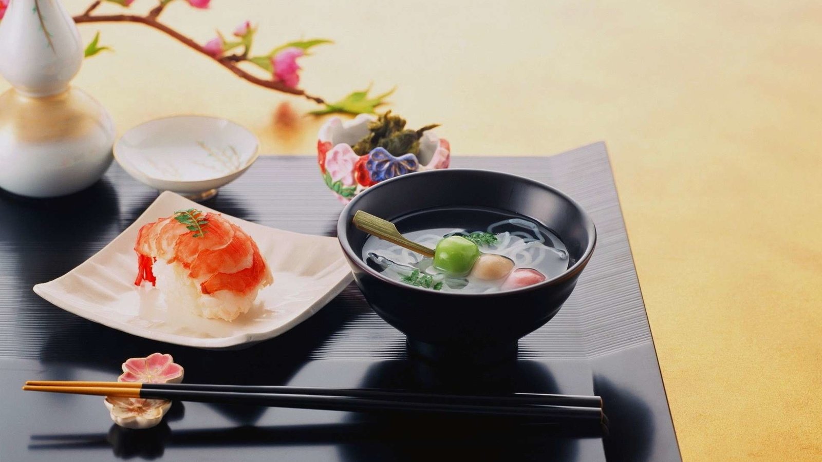 Обои палочки, суши, креветка, японская кухня, суп, sticks, sushi, shrimp, japanese cuisine, soup разрешение 1920x1200 Загрузить