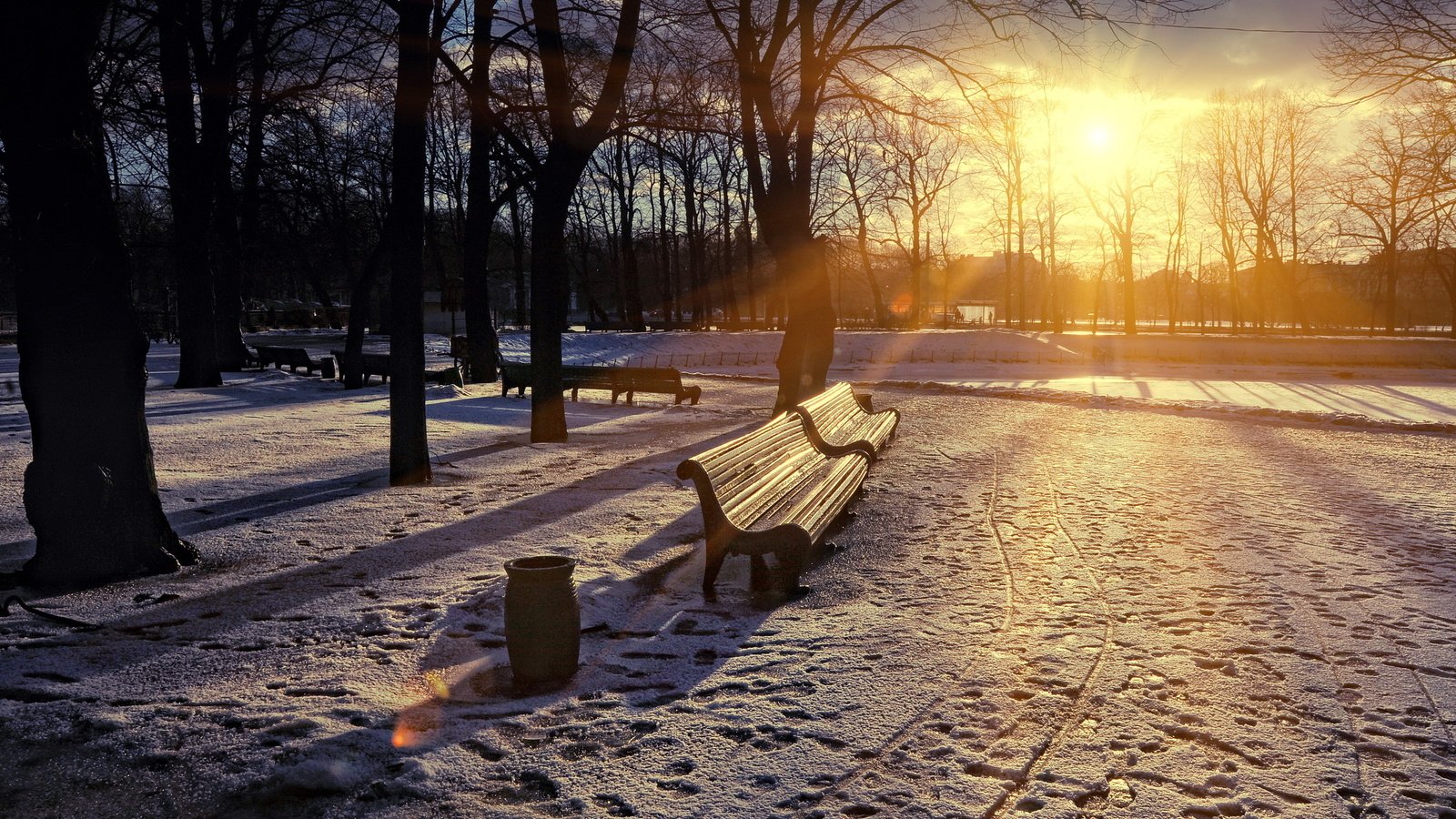 Обои gorod park vesna zakat skamya, park vesna gorod zakat skamya разрешение 2560x1600 Загрузить