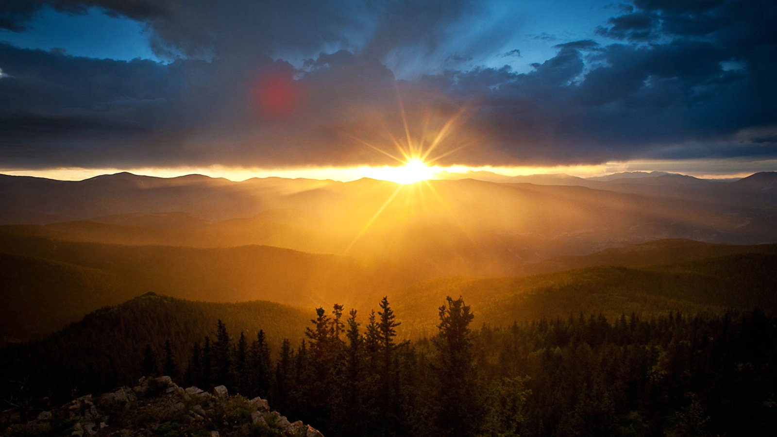 Обои горы, солнце, утро, рассвет, mountains, the sun, morning, dawn разрешение 2560x1600 Загрузить