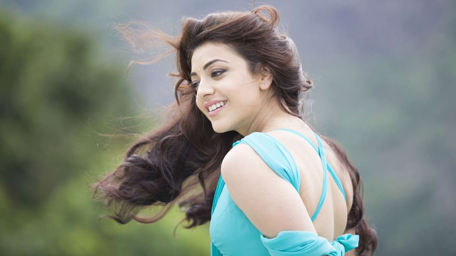 Обои улыбка, брюнетка, актриса, индия, kajal agarwal, каджал агарвал, smile, brunette, actress, india, kadzhaev agarwal разрешение 7680x4320 Загрузить