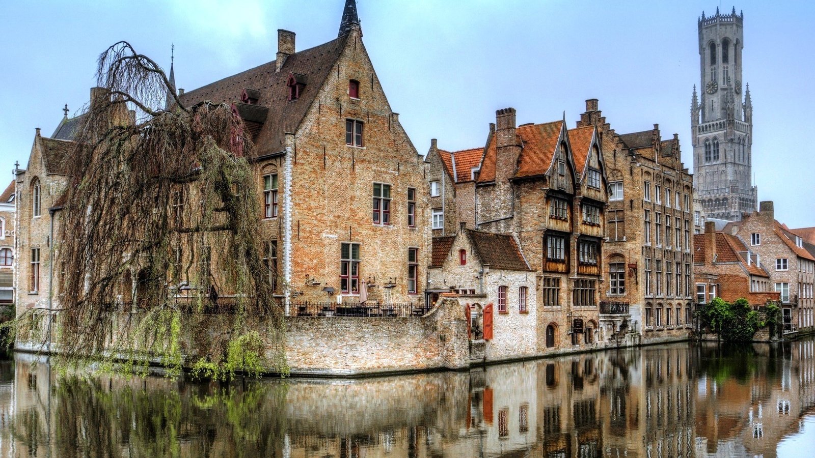 Обои отражение, город, канал, дома, бельгия, брюгге, reflection, the city, channel, home, belgium, bruges разрешение 2048x1315 Загрузить