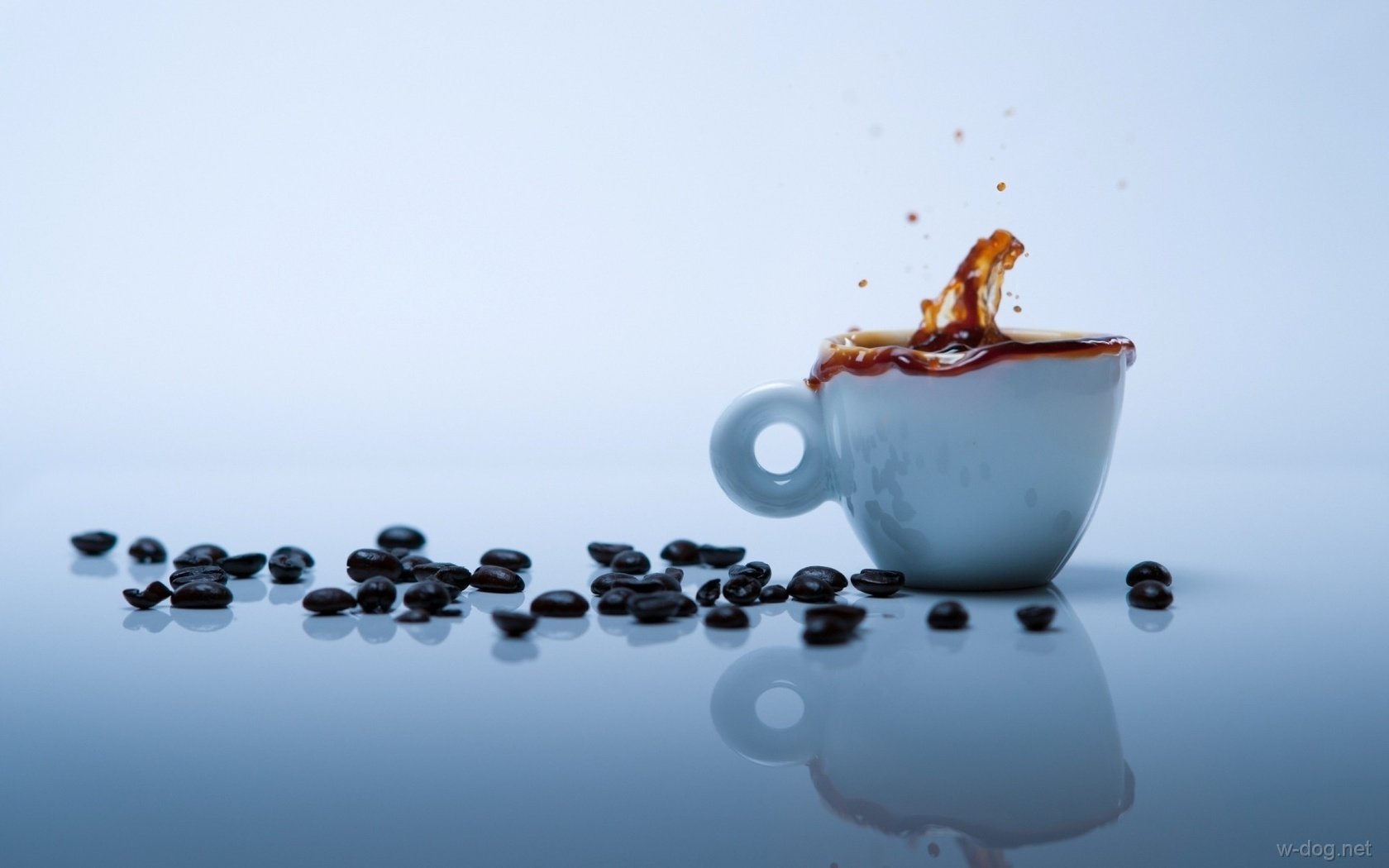 Обои зерна, кофе, брызги, чашка, кофейные зерна, grain, coffee, squirt, cup, coffee beans разрешение 1920x1200 Загрузить