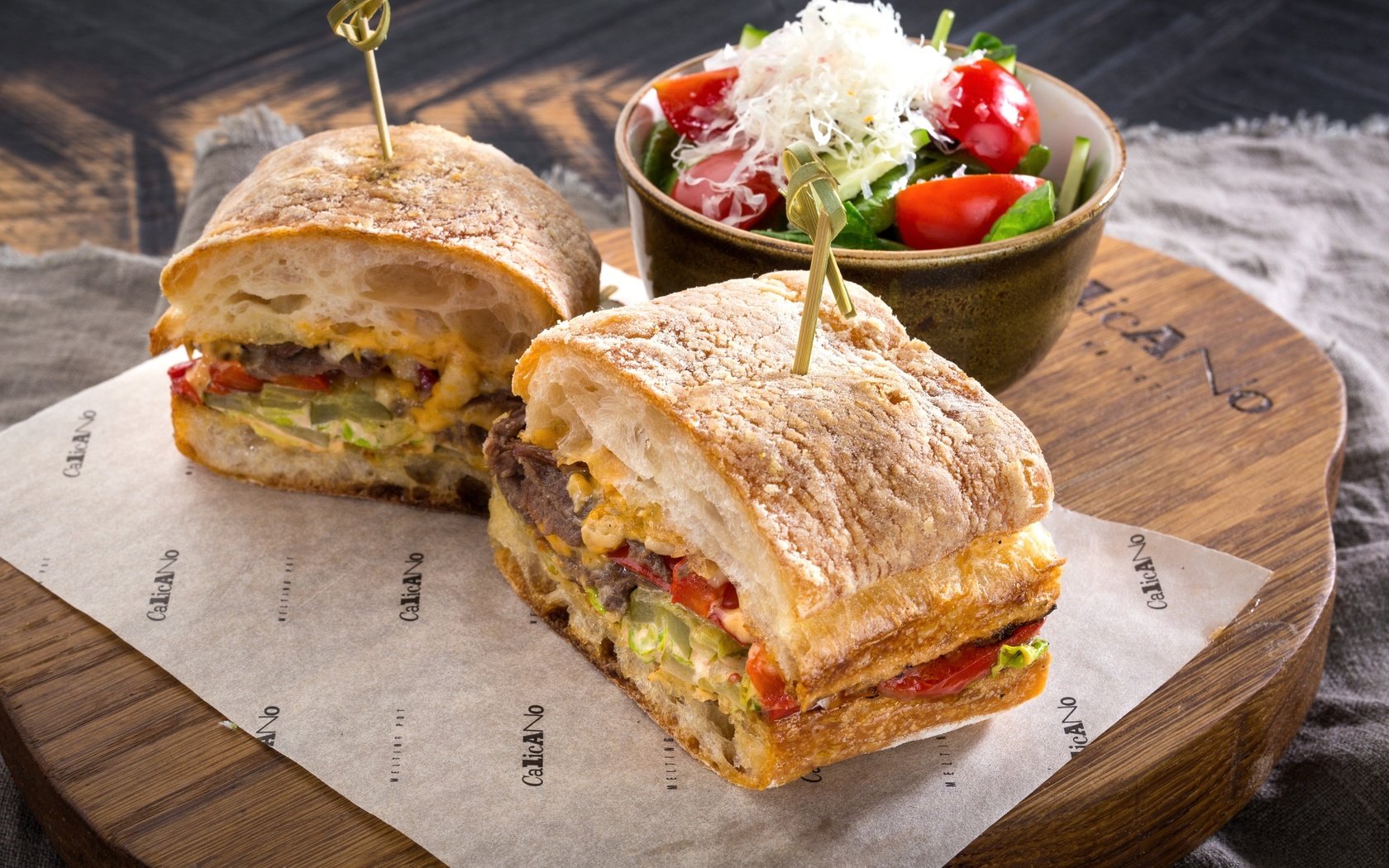 Обои бутерброд, овощи, начинка, салат, сэндвич, sandwich, vegetables, filling, salad разрешение 2400x1551 Загрузить