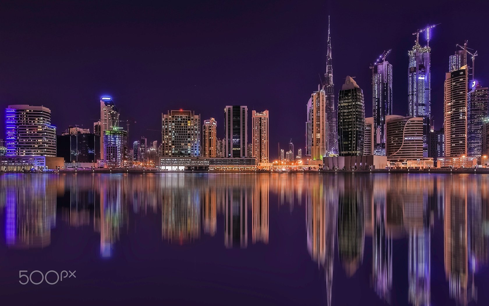 Обои ночь, огни, отражение, город, дубаи, оаэ, david gomes, night, lights, reflection, the city, dubai, uae разрешение 1920x1200 Загрузить