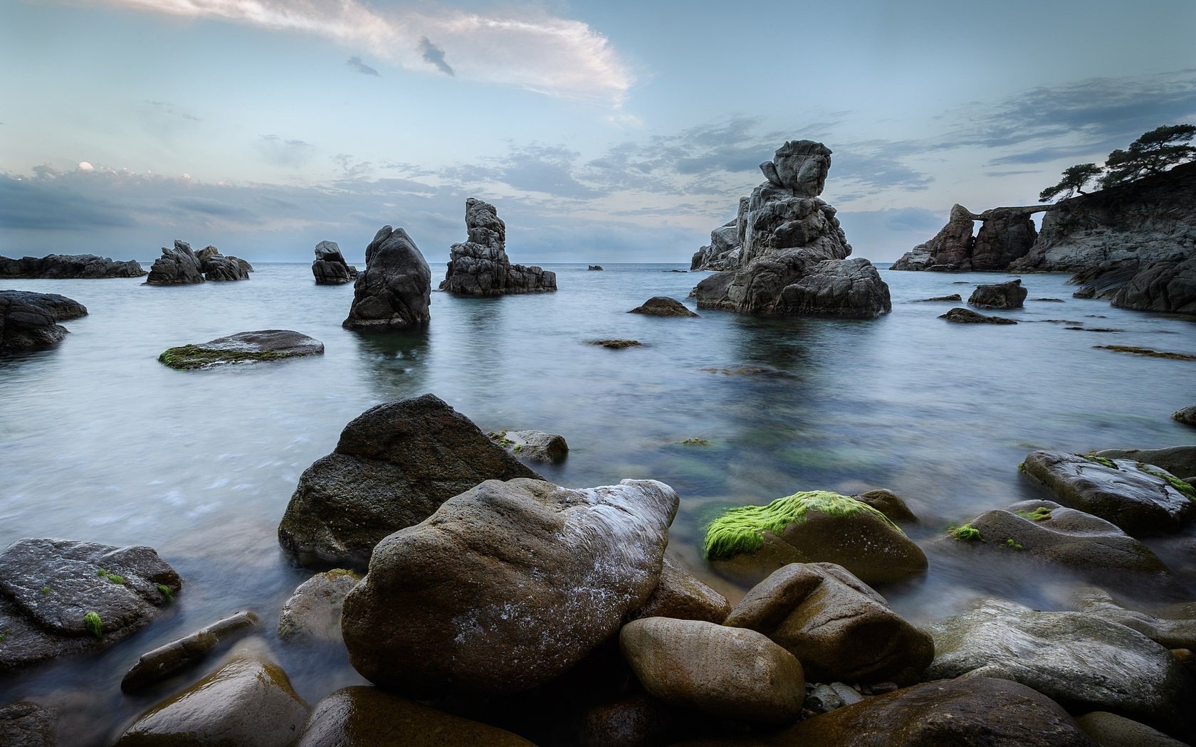 Обои скалы, камни, берег, пейзаж, море, rocks, stones, shore, landscape, sea разрешение 2048x1447 Загрузить