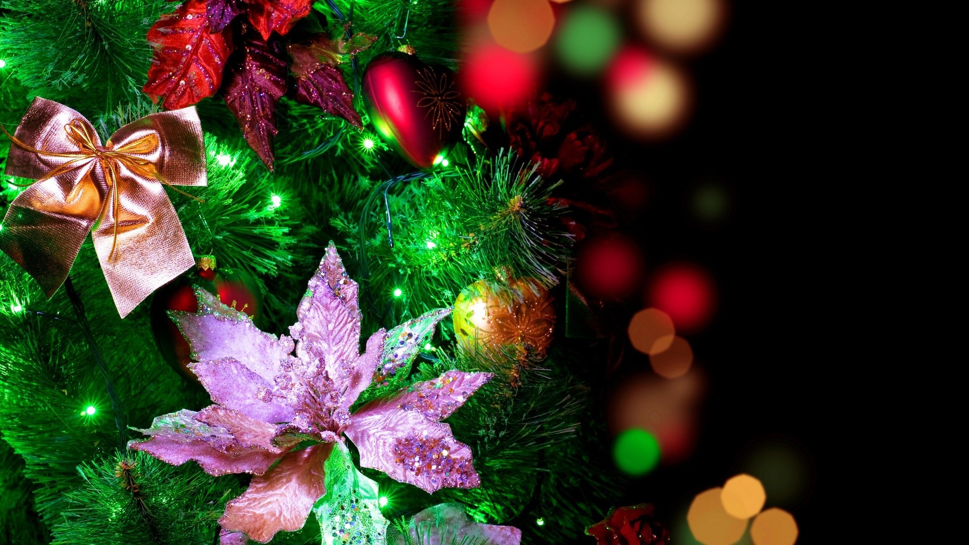Обои цветы, огоньки, гирлянда, огни, елочные, новый год, с новым годом, елка, боке, шары, 2013, блики, бантики, праздник, елочные украшения, flowers, garland, lights, christmas, new year, happy new year, tree, bokeh, balls, glare, bows, holiday, christmas decorations разрешение 2560x1600 Загрузить