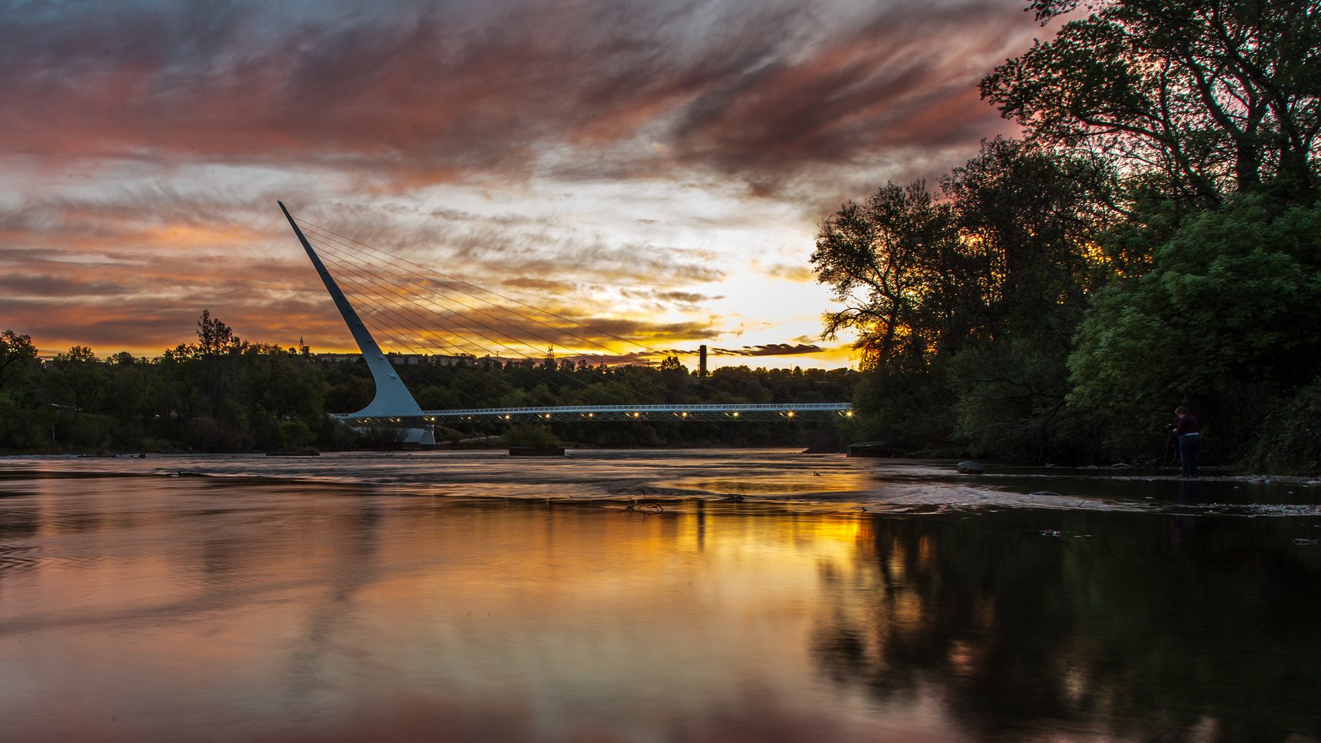 Обои река, мост, город, сша, калифорния, реддинг, сакраменто, river, bridge, the city, usa, ca, redding, sacramento разрешение 2048x1366 Загрузить