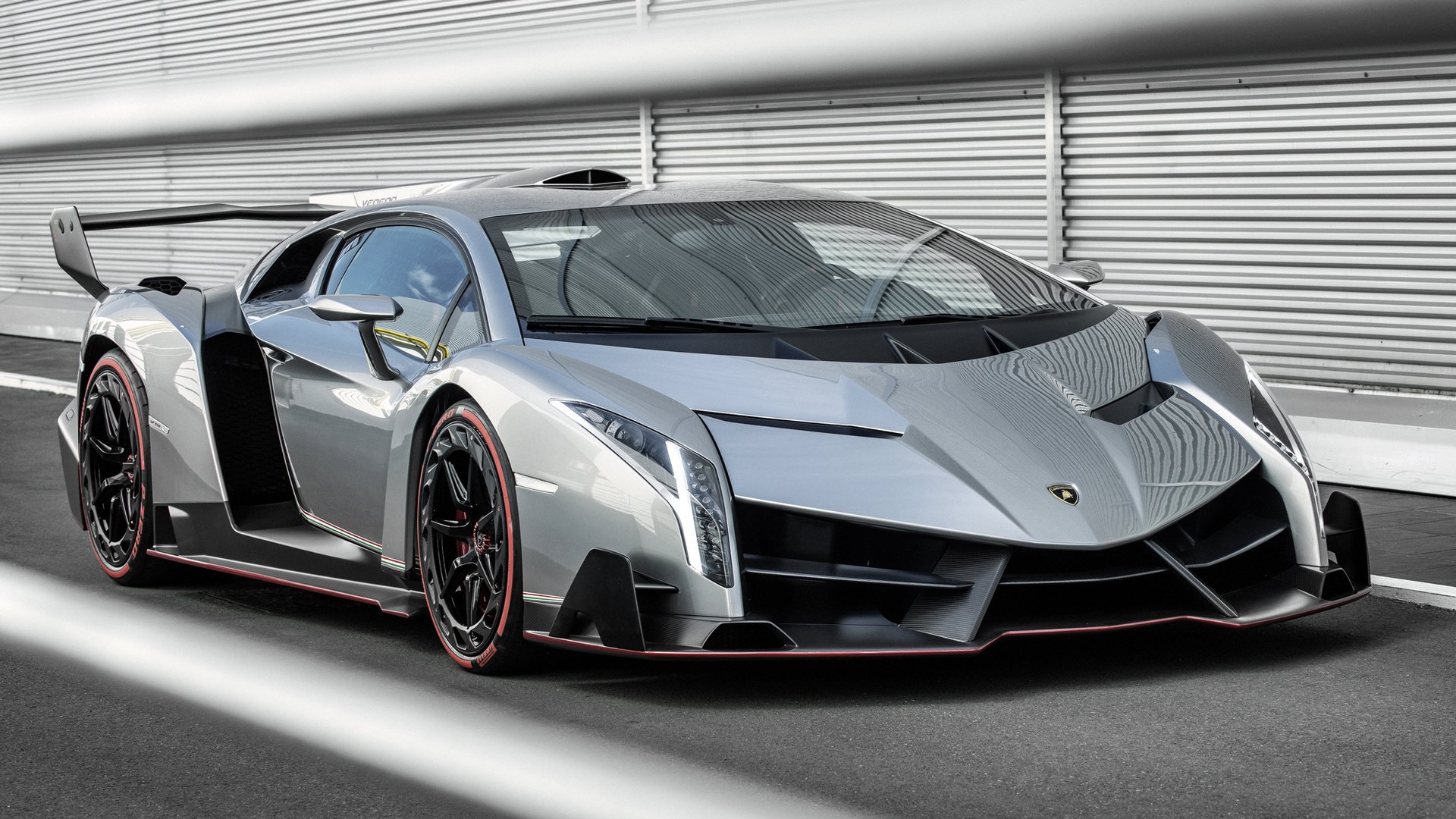 Обои италия, автомобиль, ламборгини, суперкар, венено, italy, car, lamborghini, supercar, veneno разрешение 1920x1200 Загрузить