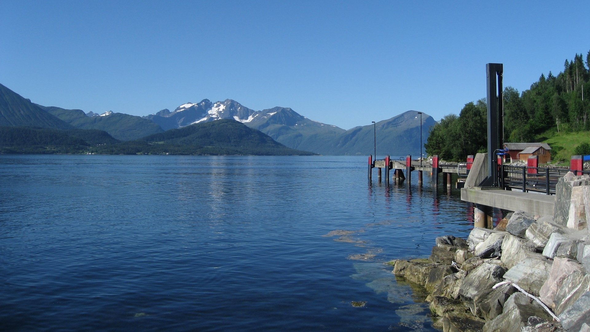 Обои небо, озеро, горы, норвегия, the sky, lake, mountains, norway разрешение 2792x1572 Загрузить