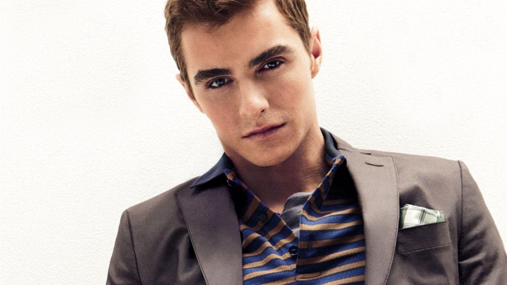 Обои взгляд, актёр, лицо, мужчина, dave franc, дэйв франко, look, actor, face, male, dave franco разрешение 1920x1280 Загрузить