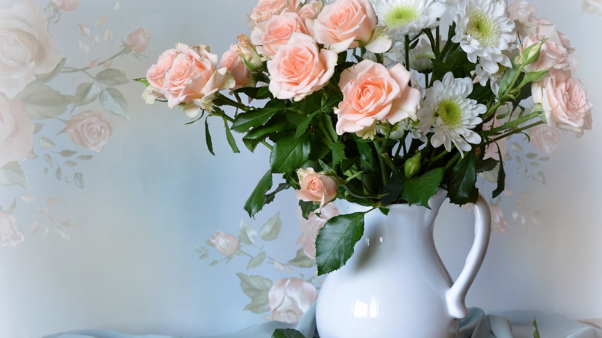 Обои розы, букет, кувшин, хризантемы, roses, bouquet, pitcher, chrysanthemum разрешение 1920x1348 Загрузить