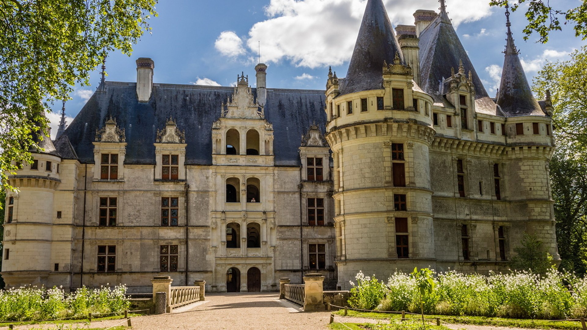 Обои замок, франция, azay le rideau, азей-лё-ридо, castle, france, azay-le-rideau разрешение 1920x1280 Загрузить