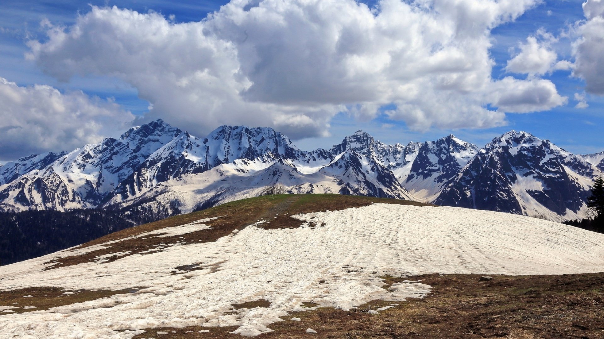 Обои горы, снег, природа, весна, кавказ, красная поляна, перевал аишхо, mountains, snow, nature, spring, the caucasus, krasnaya polyana, pass aisha разрешение 2560x1706 Загрузить