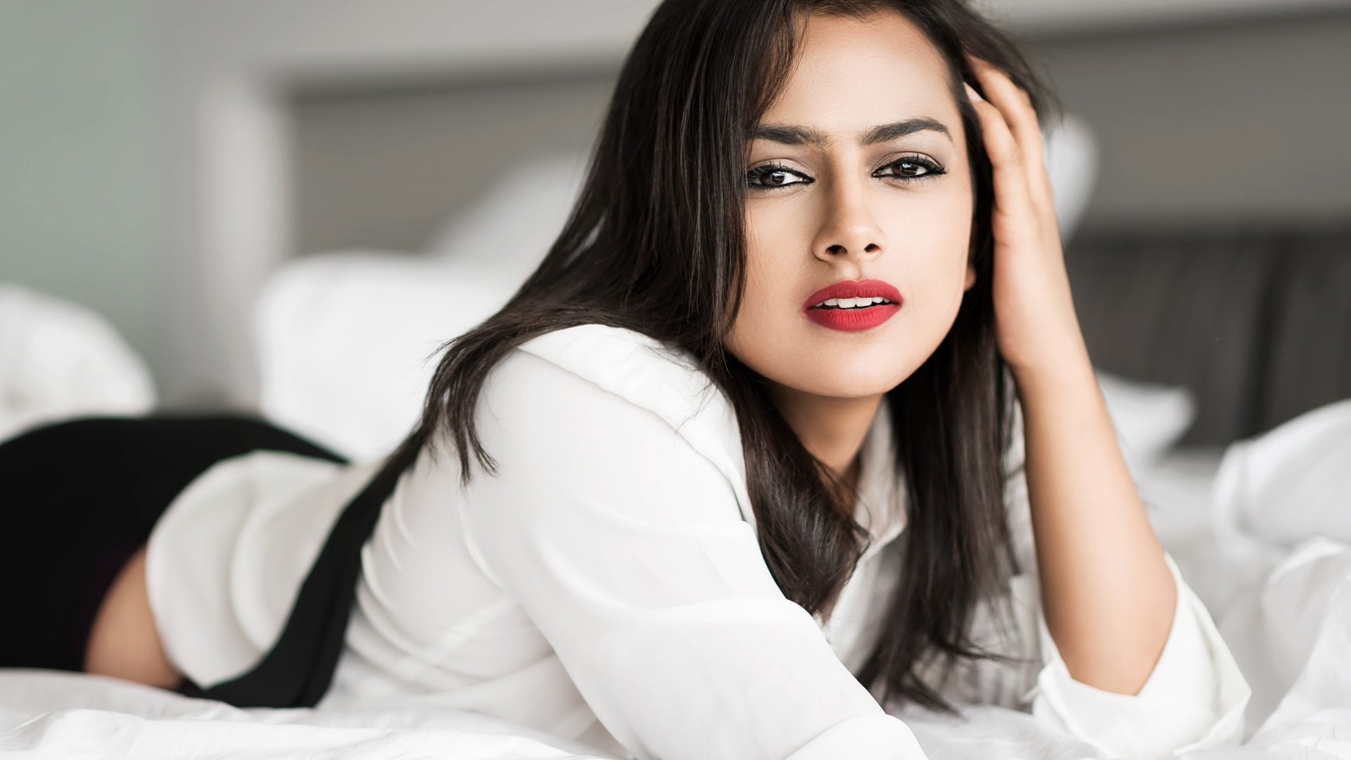 Обои shraddha srinath, глаза, шраддха шринат, девушка, шраддха шринатх, брюнетка, модель, лицо, актриса, макияж, болливуд, eyes, sraddha srinath, girl, brunette, model, face, actress, makeup, bollywood разрешение 2048x1367 Загрузить