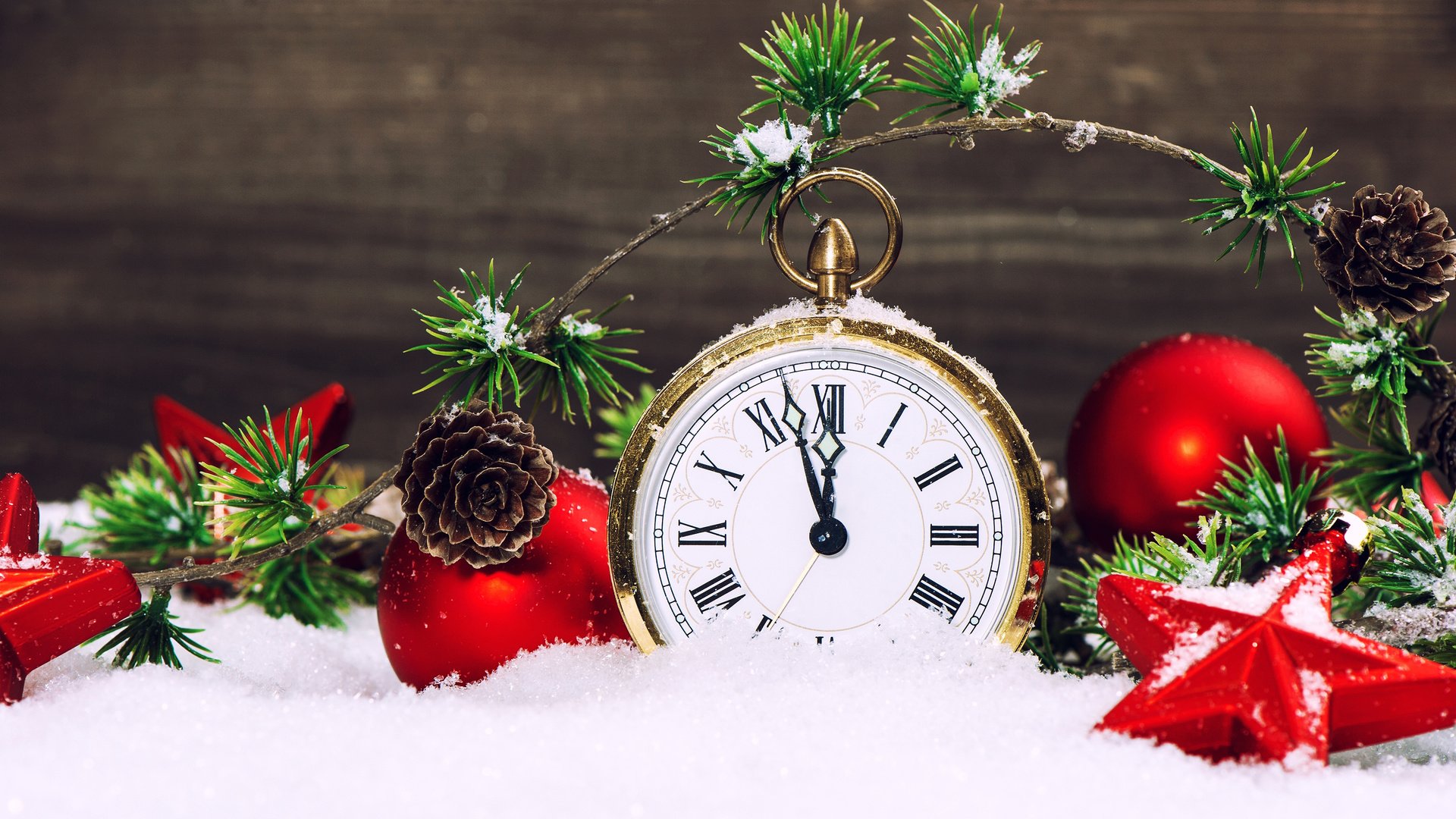 Обои снег, новый год, часы, елочные украшения, snow, new year, watch, christmas decorations разрешение 3840x2400 Загрузить