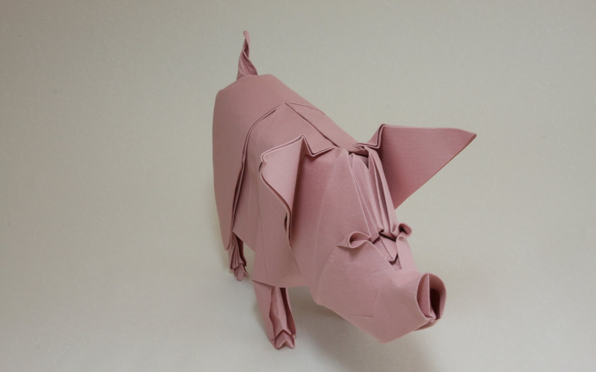 Обои бумага, оригами, свинья, paper, origami, pig разрешение 2560x1707 Загрузить