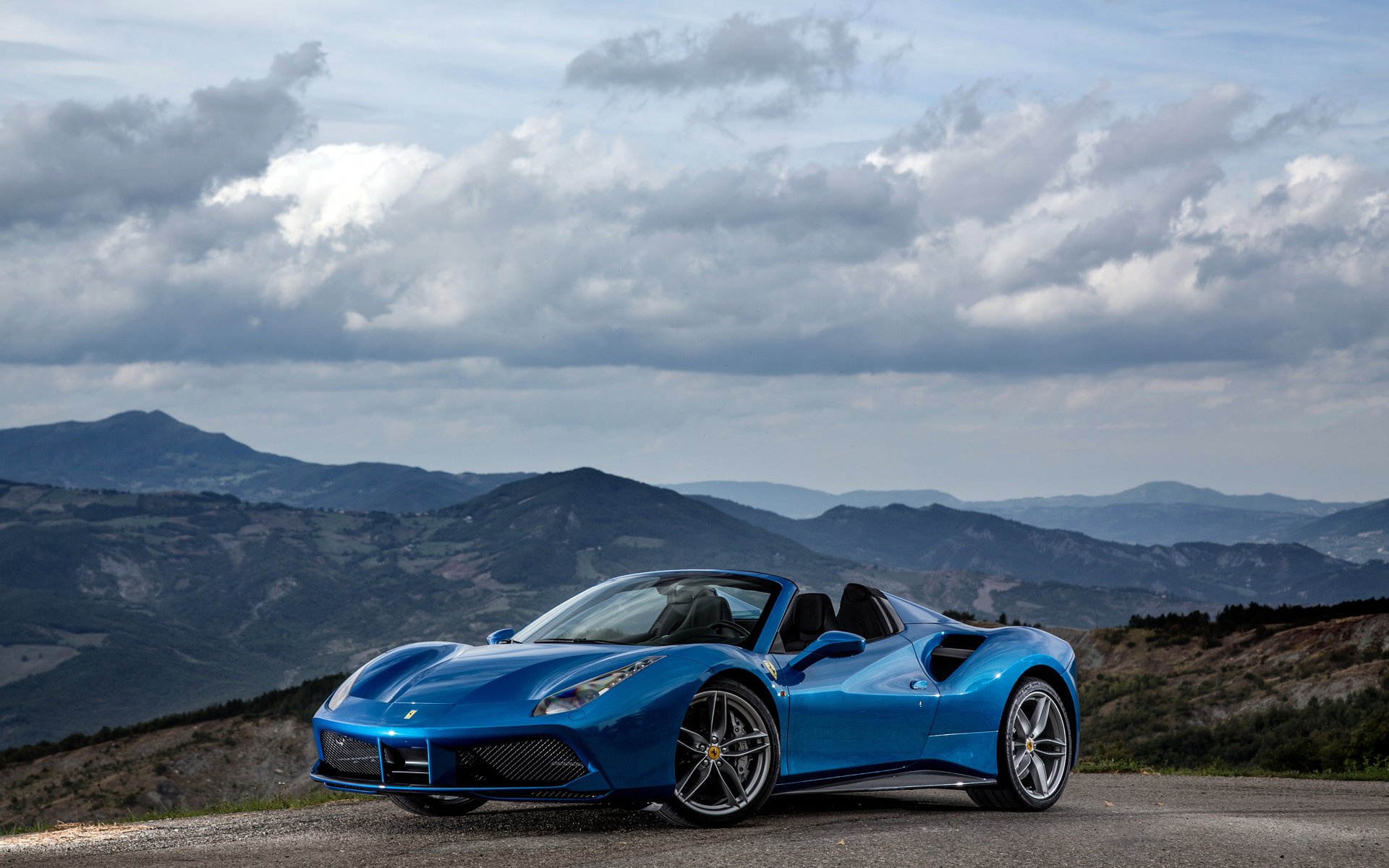 Обои облака, горы, феррари, кабриолет, clouds, mountains, ferrari, convertible разрешение 4096x2731 Загрузить