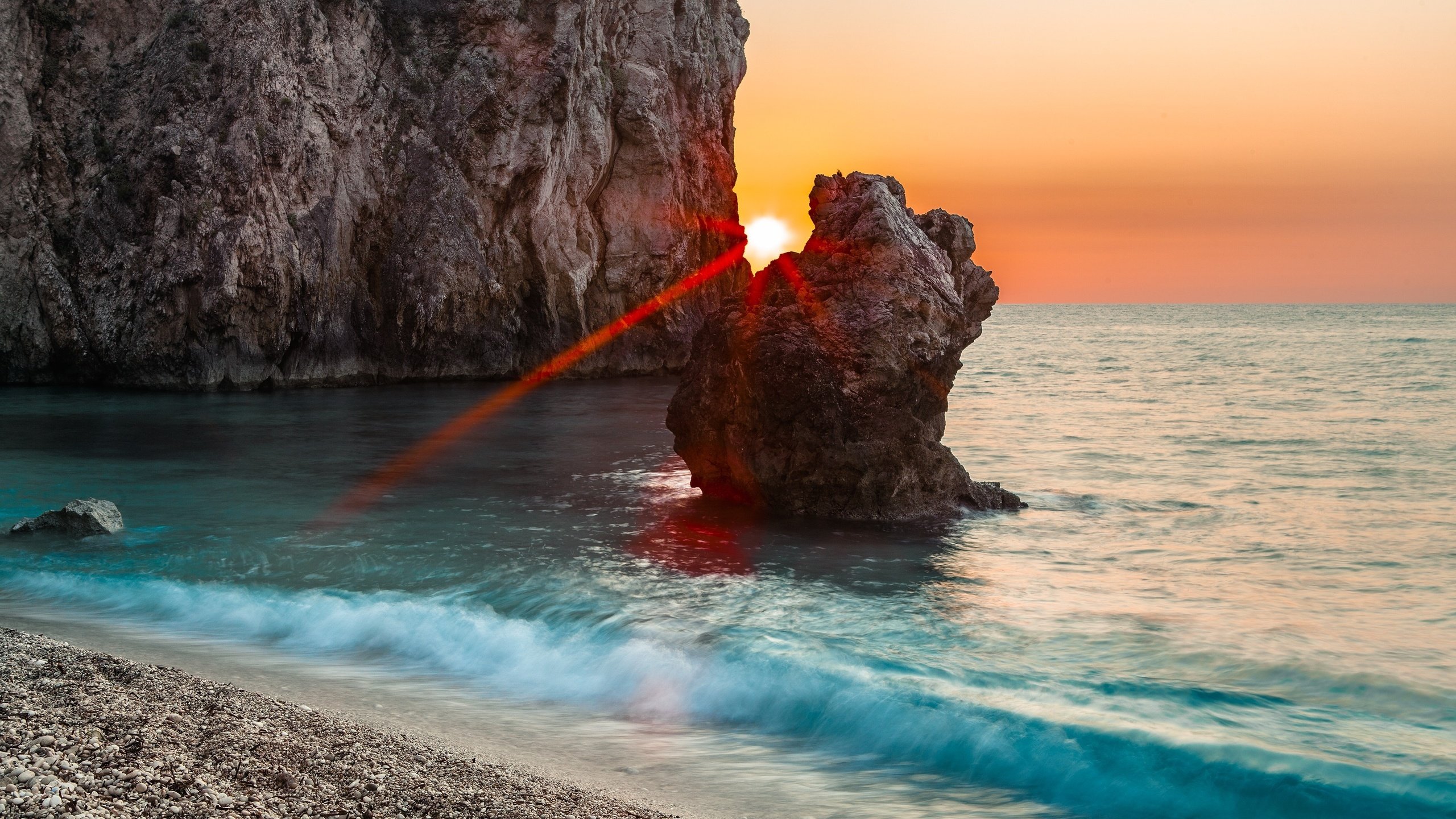 Обои скалы, солнце, море, rocks, the sun, sea разрешение 3840x2400 Загрузить