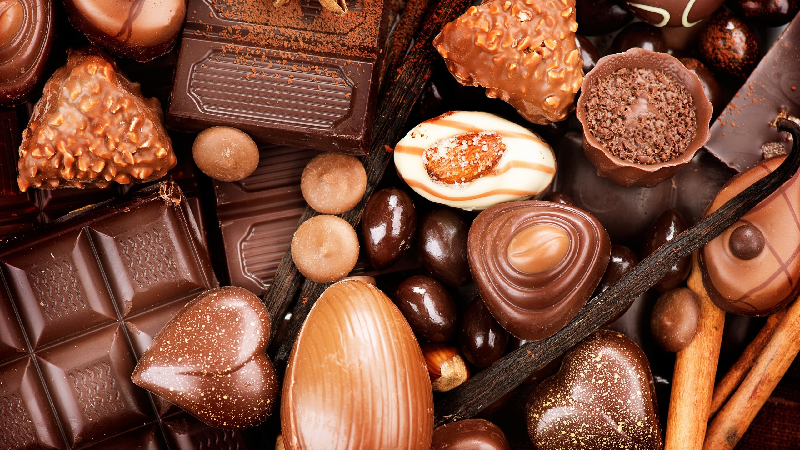 Обои орехи, конфеты, сладости, шоколад, сладкое, конфета, в шоколаде, nuts, candy, sweets, chocolate, sweet разрешение 2880x1991 Загрузить