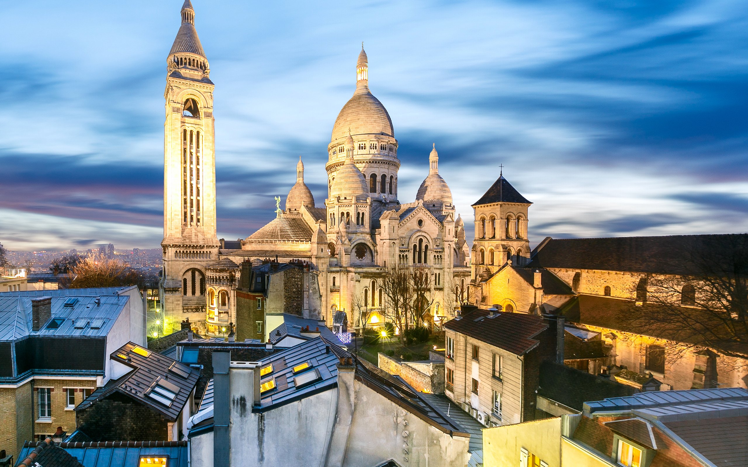 Обои огни, вечер, храм, дома, париж, франция, крыши, lights, the evening, temple, home, paris, france, roof разрешение 2621x1747 Загрузить