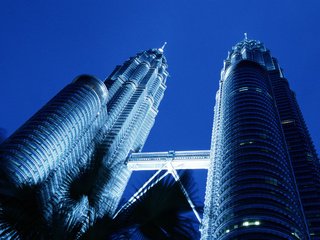 Обои небо, малайзия, building twin, the sky, malaysia разрешение 2500x1644 Загрузить