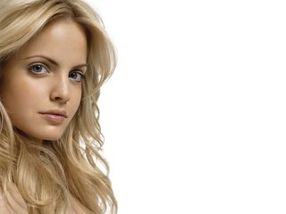 Обои девушка, портрет, взгляд, лицо, мена сувари, girl, portrait, look, face, mena suvari разрешение 1920x1200 Загрузить