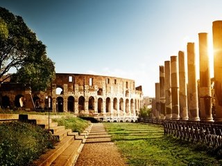 Обои солнце, дерево, закат, италия, колонны, колизей, рим, the sun, tree, sunset, italy, columns, colosseum, rome разрешение 2560x1600 Загрузить