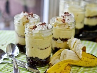 Обои мороженое, стаканы, шоколад, сладкое, сливки, десерт, банан, ложки, ice cream, glasses, chocolate, sweet, cream, dessert, banana, spoon разрешение 1920x1279 Загрузить